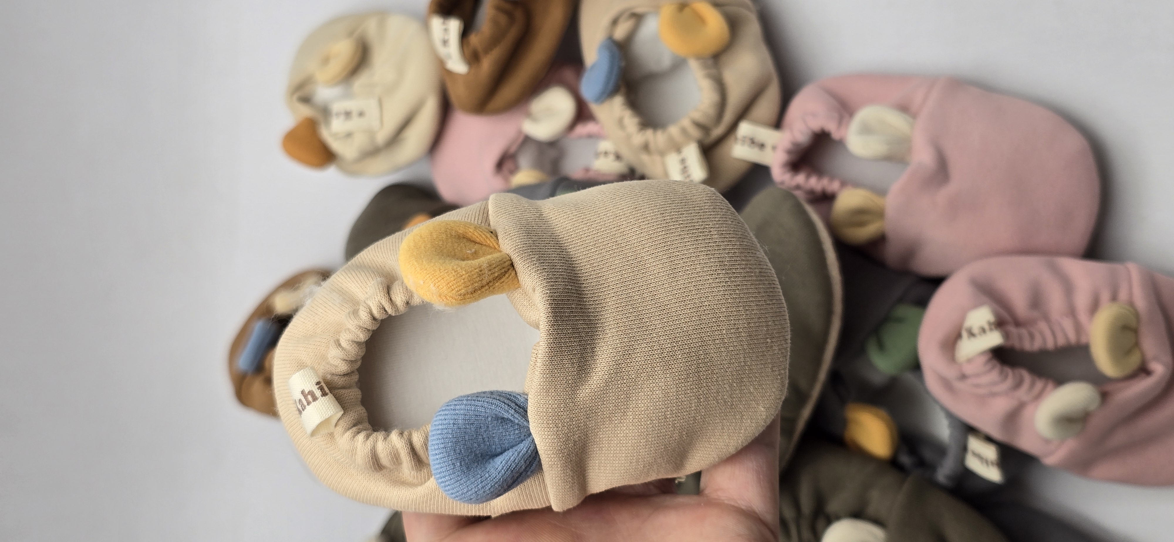 کرم گوش آبی