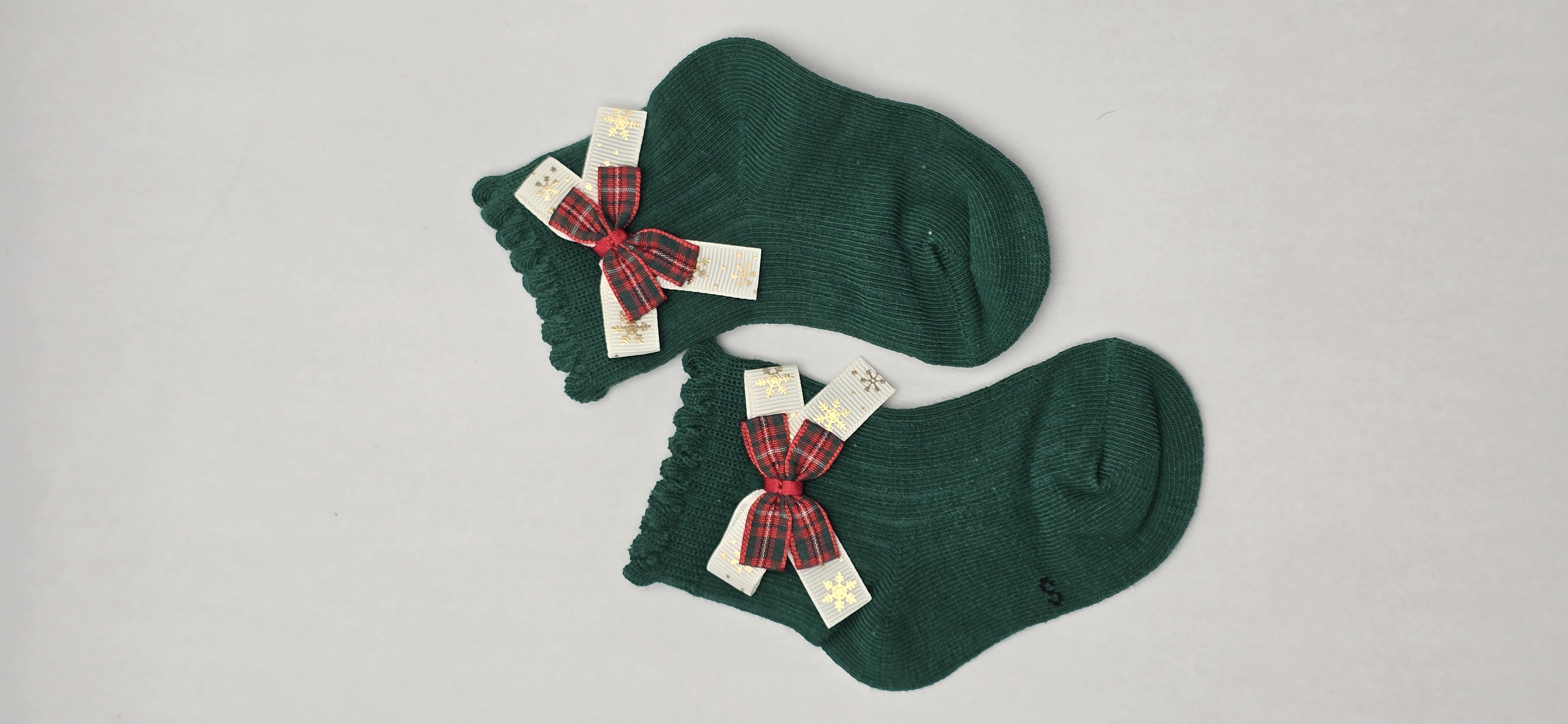 پاپیون قرمز و سفید