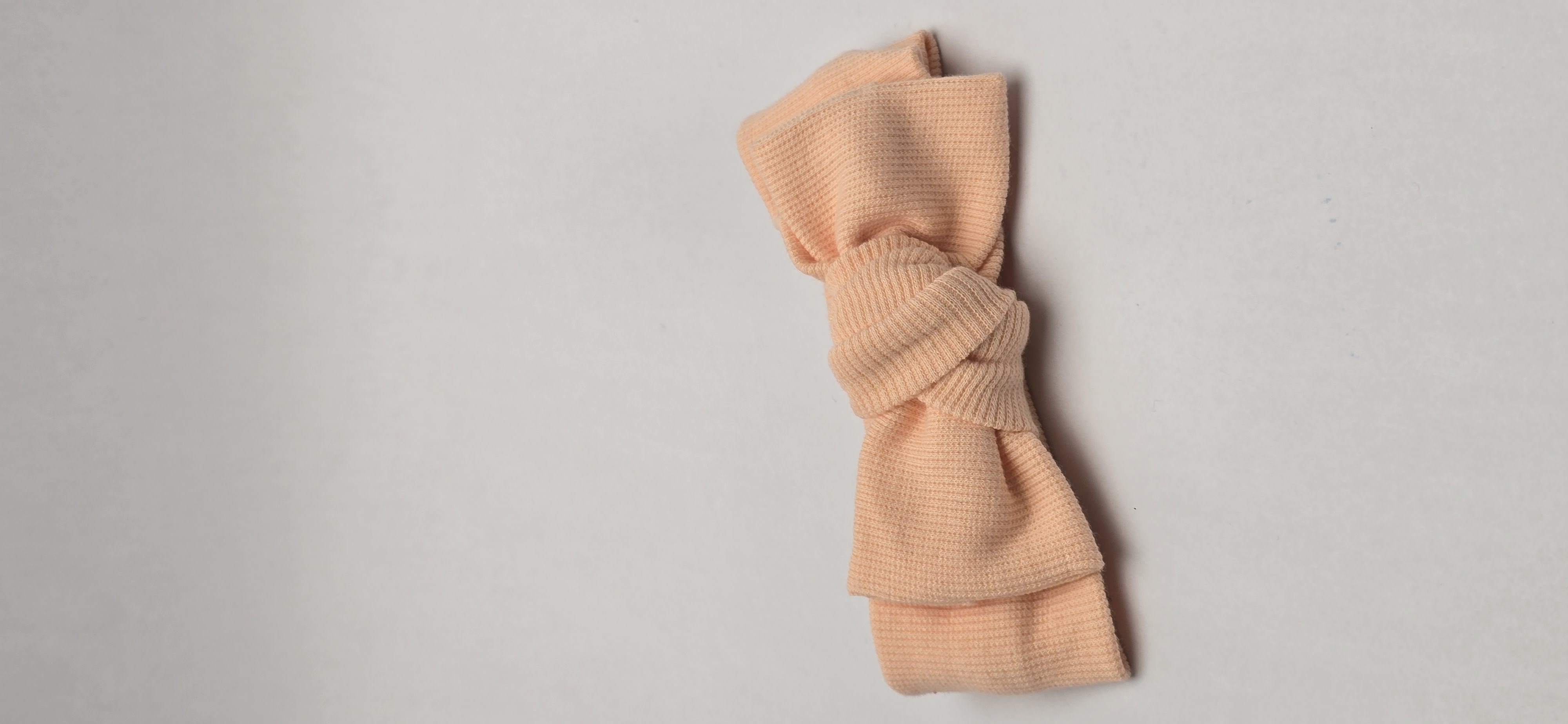 نارنجی پاستلی